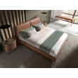 Banc en simili cuir marron et structure teinte Noyer